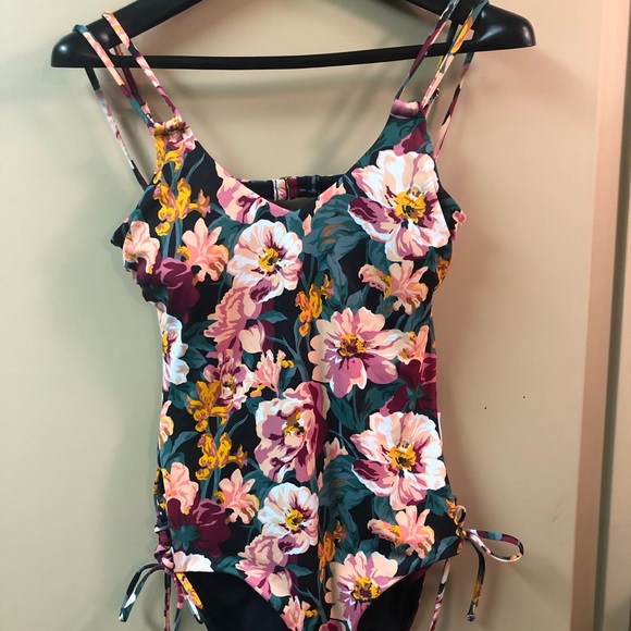 Tori Praver one piece swim suit - Picture 2 of 5